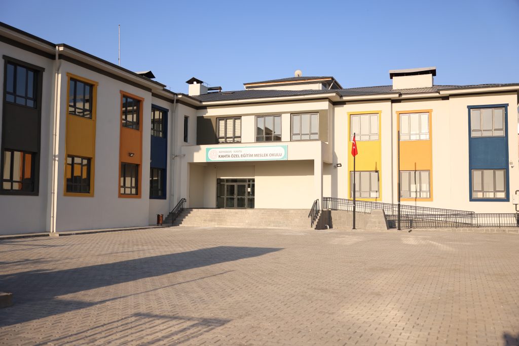 Adıyaman Kahta 12 Derslikli Okul